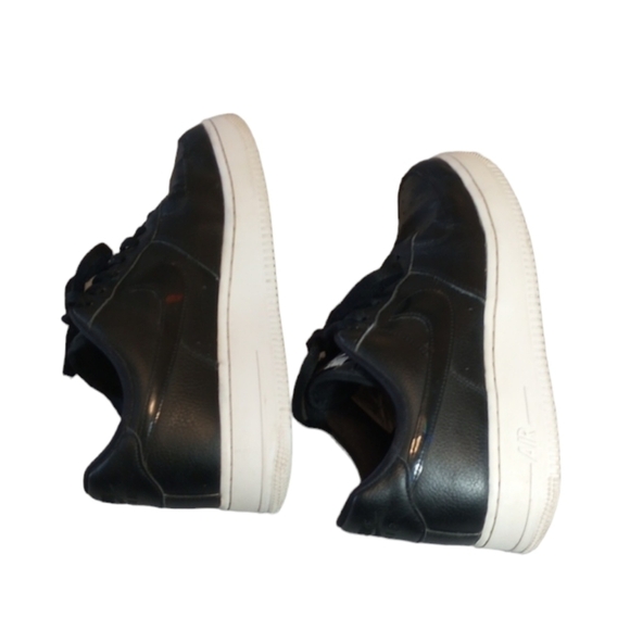 Nike Womens Air Force 1 Sneakers Sz 8.5 Black Chunky Low White Athletic Comfy - Picture 5 of 9